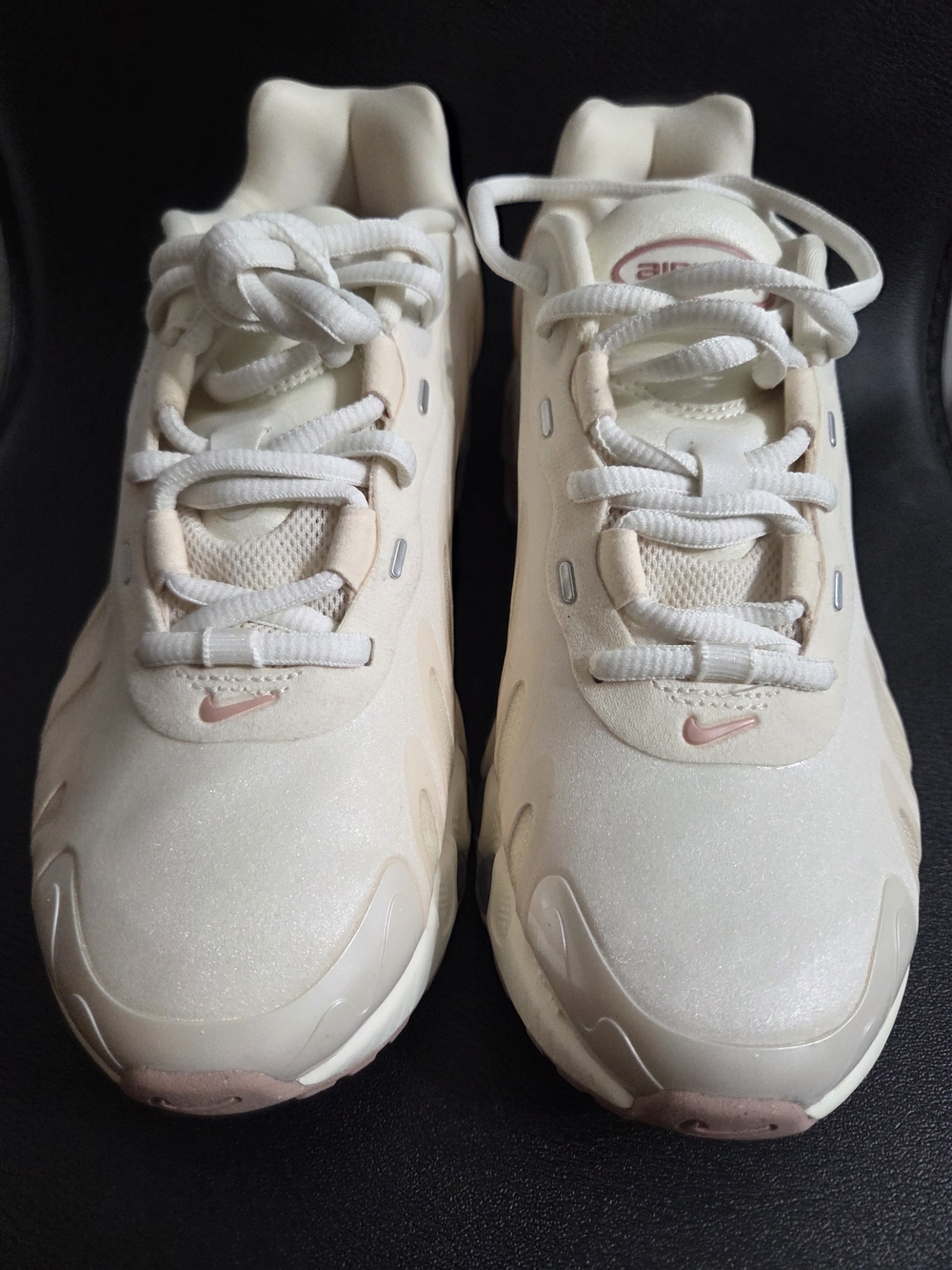 Nike Woman Shoes Sneakers Air Max Dn8 Pearl White & Particle Pink Size. 6.5